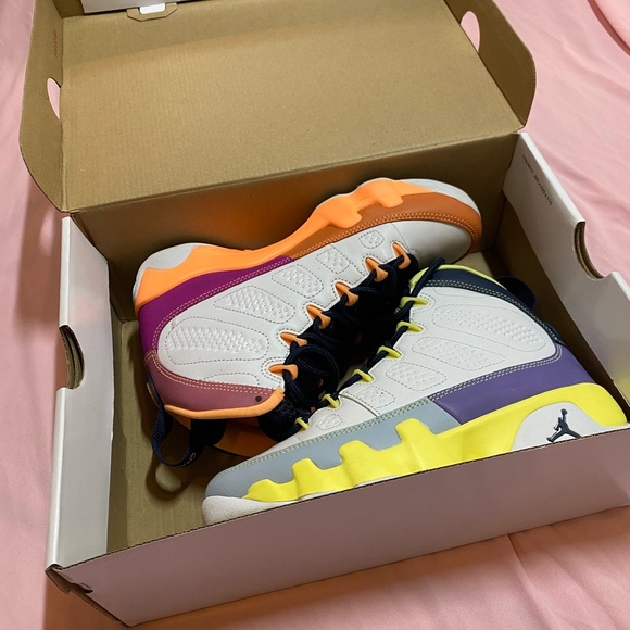 Air Jordan 9 Retro Sneakers - Picture 1 of 8